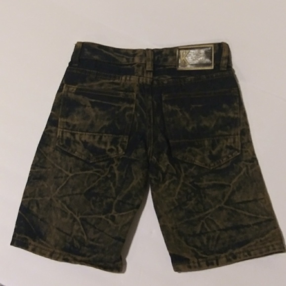 Boy Short - Picture 2 of 4